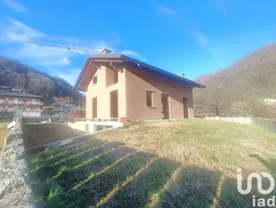 Townhouse in Mezzenile