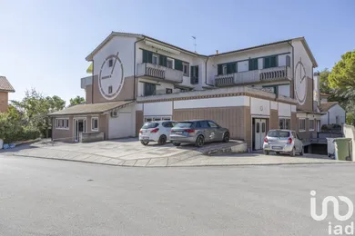 Shop/Premises commercial in Recanati