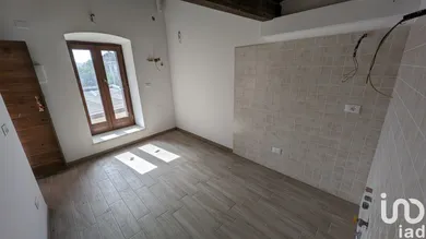 Casa di paese in Barisciano