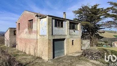 House in Montalto delle Marche