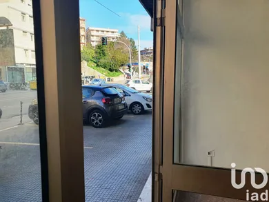 Negozio / locale commerciale in Ancona