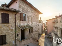 Rifugio in Fossato di Vico