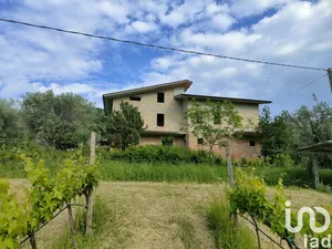 Park home in Controguerra