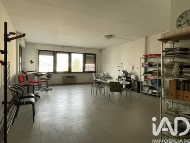 Negozio / locale commerciale in Arezzo