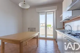 Appartamento 5 locali in Loreto