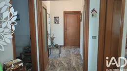 Appartamento 5 locali in Montalto delle Marche