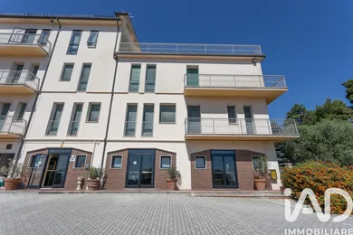 Edificio in Loreto