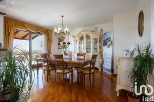 Casa/Villa in Osimo
