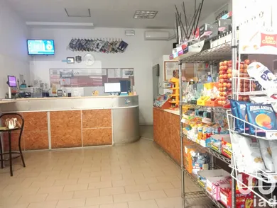 Immobile commericale in Fano