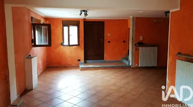 Villetta a schiera in Pieve del Cairo