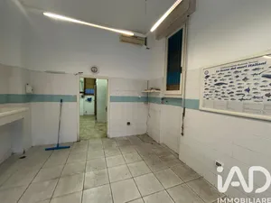 Shop/Premises commercial in Firenze