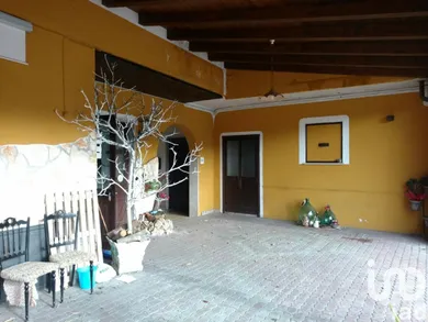 Shop/Premises commercial in Cerreto Sannita