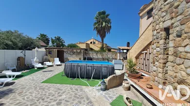 House in Campofelice di Roccella