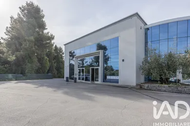 Negozio / locale commerciale in Camerata Picena