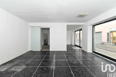 Negozio / locale commerciale in Lurate Caccivio