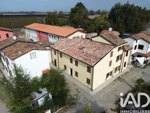 House in Novi di Modena