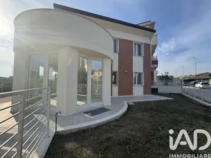 Townhouse in Montecosaro