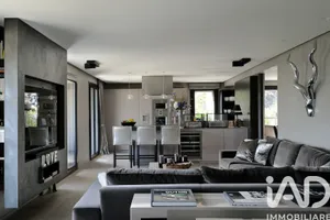 Building in Peschiera del Garda