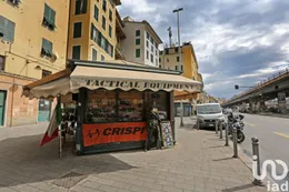 Business premises in Genova
