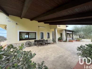 House in Longobardi