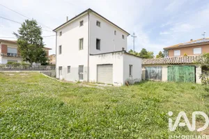 Casa/Villa in Montelupone