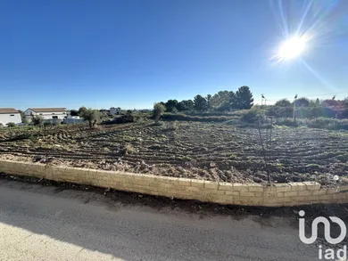 Land in Avola