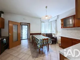 Townhouse in Mori