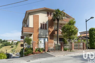 Apartment in Castelleone di Suasa
