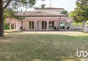 Farm in Padenghe sul Garda
