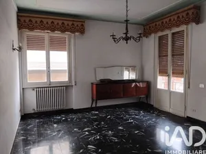 Appartamento 5 locali in Reggello