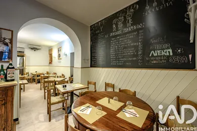 Shop/Premises commercial in Genova