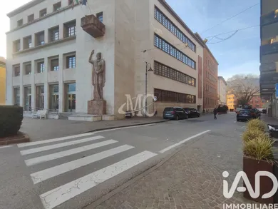 Shop/Premises commercial in Trento