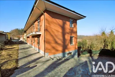 Casa/Villa in Cerrina Monferrato