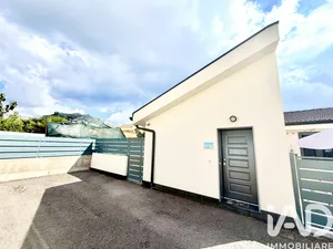 Townhouse in Avola