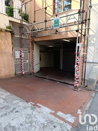 Box in Genova
