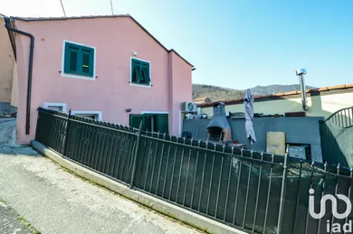 Townhouse in Quiliano