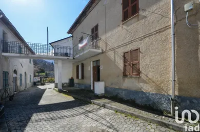 Casa di paese in Osiglia