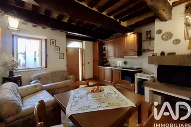 Townhouse in Poggio San Marcello