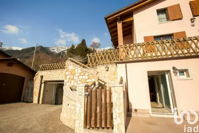 Villetta a schiera in Ferrara di Monte Baldo