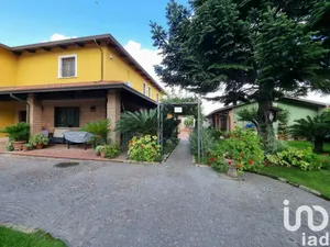 Chiatta / Casa galleggiante in Capua