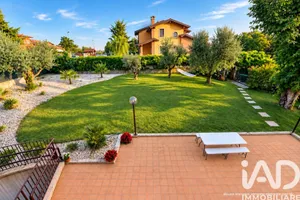 Villetta a schiera in Sona