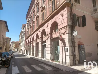 Shop/Premises commercial in Ancona