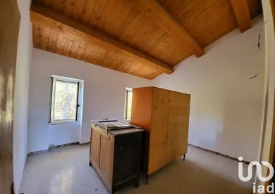 House in Montalto delle Marche