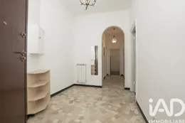 Appartamento 6 locali e più in Genova