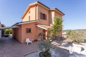 Townhouse in Camerano