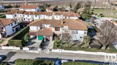 Casa / Villa indipendente in Migliaro