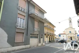 Edificio in Miradolo Terme