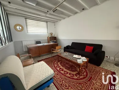 Shop/Premises commercial in Arezzo