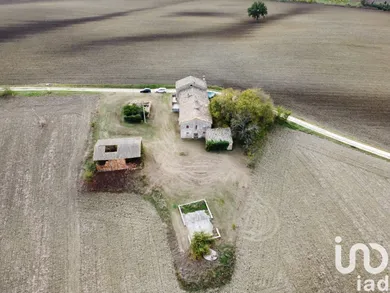 House in Monte Roberto