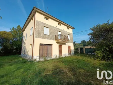 Townhouse in Treia